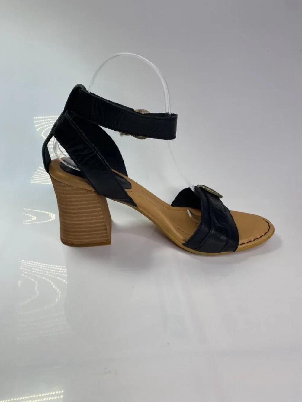BORN Women's Tahlia Black StrapComfort Soles Heels Sz 10